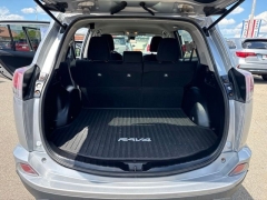 Used 2017  Toyota RAV4 4d SUV AWD LE at A&plus; Autobrokers near Mt&period; Vernon&comma; OH