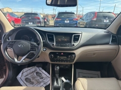 Used 2017  Hyundai Tucson 4d SUV AWD Limited at A&plus; Autobrokers near Mt&period; Vernon&comma; OH