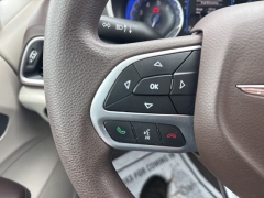 Used 2017  Chrysler Pacifica 4d Wagon Touring at A&plus; Autobrokers near Mt&period; Vernon&comma; OH