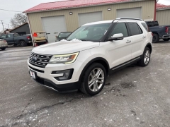 Used 2017  Ford Explorer 4d SUV 4WD Limited at A&plus; Autobrokers near Mt&period; Vernon&comma; OH