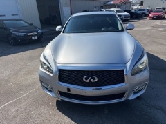 Used 2015  INFINITI Q70 4d Sedan AWD V6 at A&plus; Autobrokers near Mt&period; Vernon&comma; OH