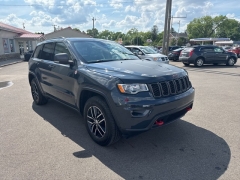 Used 2018  Jeep Grand Cherokee 4d SUV 4WD Trailhawk V6 at A+ Autobrokers near Mt. Vernon, OH