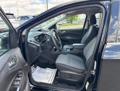 Used 2017  Ford Escape 4d SUV 4WD SE at A&plus; Autobrokers near Mt&period; Vernon&comma; OH