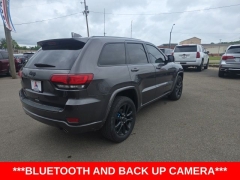 Used 2019  Jeep Grand Cherokee 4d SUV 4WD Laredo Altitude at A&plus; Autobrokers near Mt&period; Vernon&comma; OH