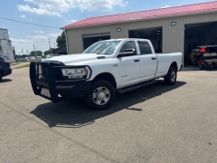 Used 2022  Ram 2500 4WD Tradesman Crew Cab 8' Box at A&plus; Autobrokers near Mt&period; Vernon&comma; OH
