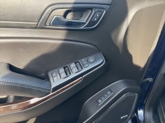 Used 2018  Chevrolet Suburban 4d SUV 4WD LT at A&plus; Autobrokers near Mt&period; Vernon&comma; OH