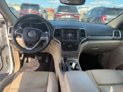 Used 2017  Jeep Grand Cherokee 4d SUV 4WD Limited at A&plus; Autobrokers near Mt&period; Vernon&comma; OH