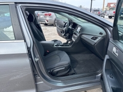 Used 2018  Hyundai Sonata 4d Sedan SEL at A&plus; Autobrokers near Mt&period; Vernon&comma; OH