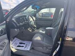 Used 2011  Toyota Tacoma 4WD Double Cab Short Bed Auto at A&plus; Autobrokers near Mt&period; Vernon&comma; OH