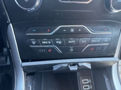 Used 2020  Ford Edge 4d SUV AWD SEL at A&plus; Autobrokers near Mt&period; Vernon&comma; OH