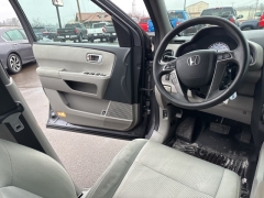 Used 2015  Honda Pilot 4d SUV 4WD LX at A&plus; Autobrokers near Mt&period; Vernon&comma; OH