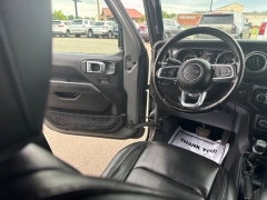 Used 2021  Jeep Wrangler Unlimited Sahara Altitude 4x4 at A&plus; Autobrokers near Mt&period; Vernon&comma; OH