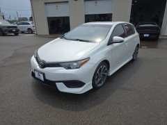 Used 2017  Toyota Corolla iM 5d Hatchback CVT at A&plus; Autobrokers near Mt&period; Vernon&comma; OH