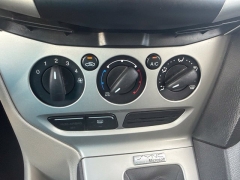 Used 2014  Ford Focus 4d Sedan SE at A&plus; Autobrokers near Mt&period; Vernon&comma; OH