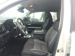 Used 2018  Toyota Tundra 4WD CrewMax SR5 5&period;7L FFV at A&plus; Autobrokers near Mt&period; Vernon&comma; OH