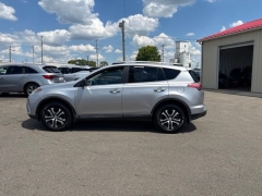 Used 2017  Toyota RAV4 4d SUV AWD LE at A&plus; Autobrokers near Mt&period; Vernon&comma; OH