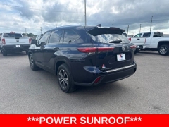 Used 2020  Toyota Highlander 4d SUV AWD XLE at A&plus; Autobrokers near Mt&period; Vernon&comma; OH