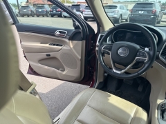 Used 2017 Jeep Grand Cherokee 4d SUV 4WD Limited at A+ Autobrokers near Mt. Vernon, OH