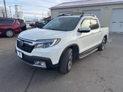 Used 2017  Honda Ridgeline Crew Cab AWD RTL-E at A&plus; Autobrokers near Mt&period; Vernon&comma; OH