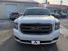 Used 2016  GMC Yukon 4d SUV 4WD SLT at A&plus; Autobrokers near Mt&period; Vernon&comma; OH