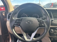 Used 2017  Hyundai Tucson 4d SUV AWD Limited at A&plus; Autobrokers near Mt&period; Vernon&comma; OH