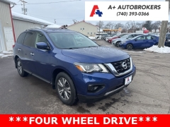  2020 Nissan Pathfinder 4d SUV 4WD S at A&plus; Autobrokers near Mt&period; Vernon&comma; OH