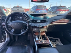 Used 2015  INFINITI Q70 4d Sedan AWD V6 at A&plus; Autobrokers near Mt&period; Vernon&comma; OH