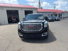 Used 2019  GMC Yukon XL 4d SUV 4WD Denali at A&plus; Autobrokers near Mt&period; Vernon&comma; OH