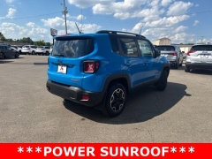 Used 2015  Jeep Renegade 4d SUV 4WD Trailhawk at A&plus; Autobrokers near Mt&period; Vernon&comma; OH