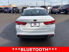 Used 2017  Kia Optima 4d Sedan EX at A&plus; Autobrokers near Mt&period; Vernon&comma; OH
