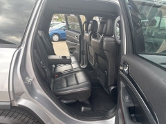Used 2019  Jeep Grand Cherokee 4d SUV 4WD Trailhawk V6 at A&plus; Autobrokers near Mt&period; Vernon&comma; OH