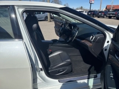 Used 2017  Nissan Maxima 4d Sedan Platinum at A&plus; Autobrokers near Mt&period; Vernon&comma; OH