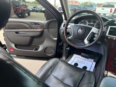 Used 2011  Cadillac Escalade 4d SUV AWD Premium at A&plus; Autobrokers near Mt&period; Vernon&comma; OH