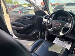 Used 2017  GMC Yukon 4d SUV 4WD SLT at A&plus; Autobrokers near Mt&period; Vernon&comma; OH