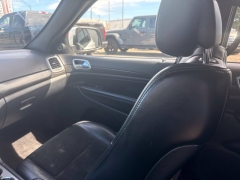 Used 2018  Jeep Grand Cherokee 4d SUV 4WD Laredo Altitude at A&plus; Autobrokers near Mt&period; Vernon&comma; OH