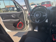 Used 2015  Jeep Renegade 4d SUV 4WD Trailhawk at A&plus; Autobrokers near Mt&period; Vernon&comma; OH