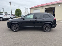 Used 2019  Jeep Cherokee 4d SUV 4WD Limited High Altitude 3&period;2L at A&plus; Autobrokers near Mt&period; Vernon&comma; OH