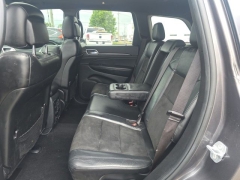 Used 2019  Jeep Grand Cherokee 4d SUV 4WD Laredo Altitude at A&plus; Autobrokers near Mt&period; Vernon&comma; OH