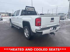 Used 2015  GMC Sierra 2500 4WD Crew Cab Denali at A&plus; Autobrokers near Mt&period; Vernon&comma; OH