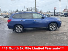 Used 2020  Nissan Pathfinder 4d SUV 4WD S at A&plus; Autobrokers near Mt&period; Vernon&comma; OH