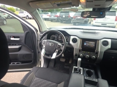 Used 2018  Toyota Tundra 4WD CrewMax SR5 5&period;7L FFV at A&plus; Autobrokers near Mt&period; Vernon&comma; OH