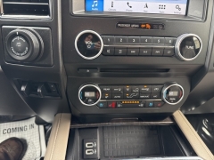 Used 2018  Ford Expedition 4d SUV 4WD Limited at A&plus; Autobrokers near Mt&period; Vernon&comma; OH