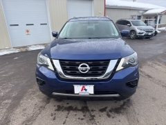 Used 2020  Nissan Pathfinder 4d SUV 4WD S at A&plus; Autobrokers near Mt&period; Vernon&comma; OH