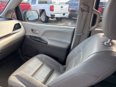 Used 2017  Toyota Sienna 4d Wagon XLE AWD at A&plus; Autobrokers near Mt&period; Vernon&comma; OH