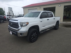 Used 2018  Toyota Tundra 4WD CrewMax SR5 5&period;7L FFV at A&plus; Autobrokers near Mt&period; Vernon&comma; OH