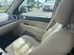 Used 2017 Jeep Grand Cherokee 4d SUV 4WD Limited at A+ Autobrokers near Mt. Vernon, OH