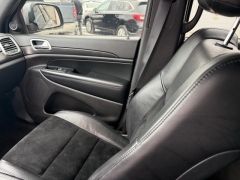 Used 2018  Jeep Grand Cherokee 4d SUV 4WD Laredo Altitude at A&plus; Autobrokers near Mt&period; Vernon&comma; OH