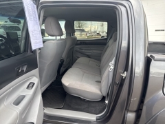 Used 2015 Toyota Tacoma 4WD Double Cab Short Bed Auto at A+ Autobrokers near Mt. Vernon, OH