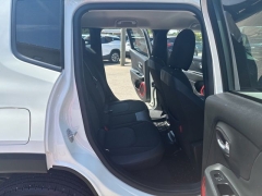 Used 2015  Jeep Renegade 4d SUV 4WD Trailhawk at A&plus; Autobrokers near Mt&period; Vernon&comma; OH