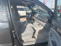Used 2011  Toyota Tacoma 4WD Double Cab Short Bed Auto at A&plus; Autobrokers near Mt&period; Vernon&comma; OH